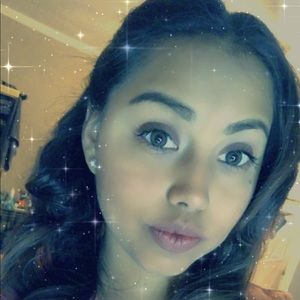 Meet your Posher, Linda